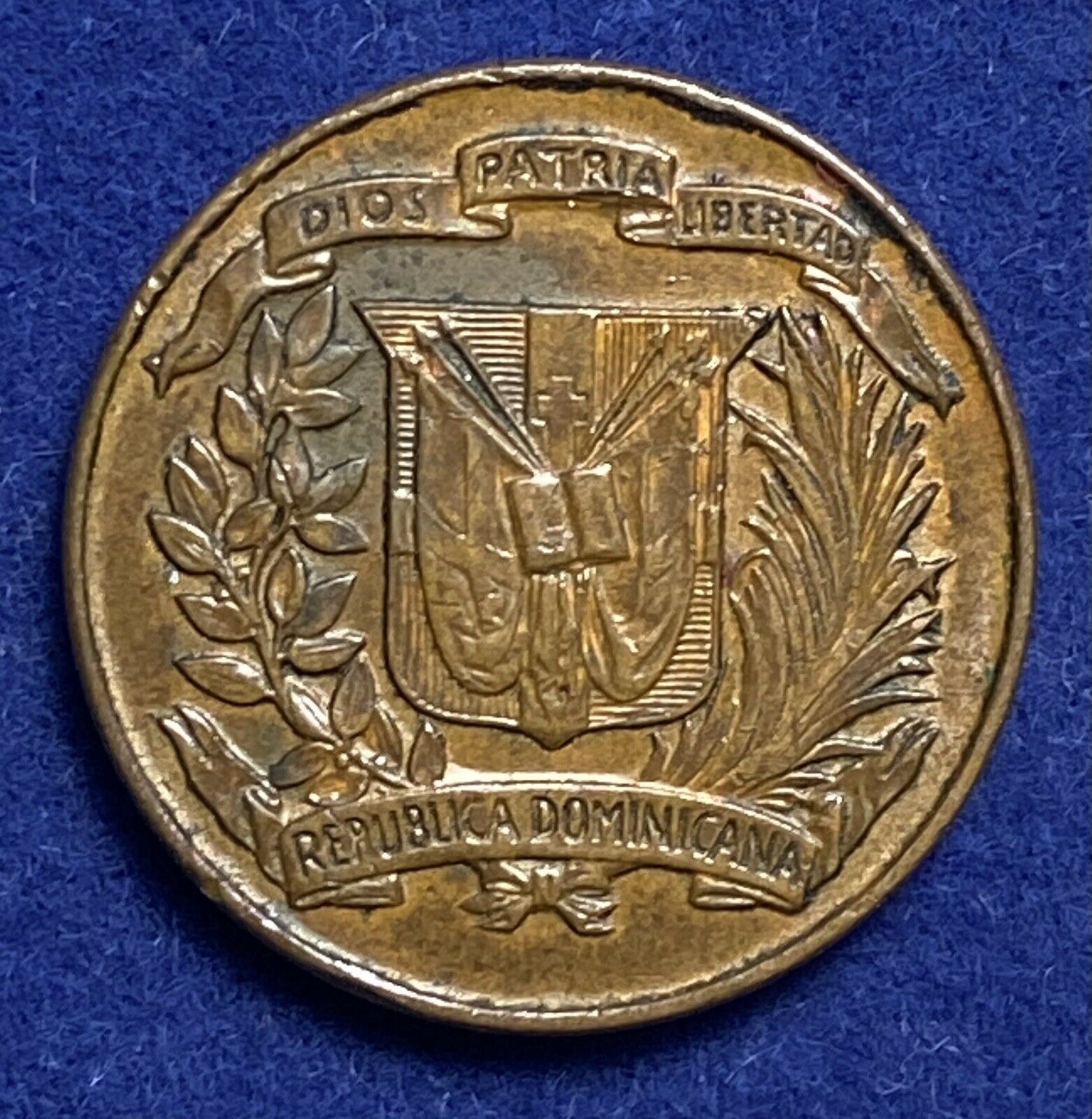 DOMINICAN REPUBLIC 1 Un centavo 1941 