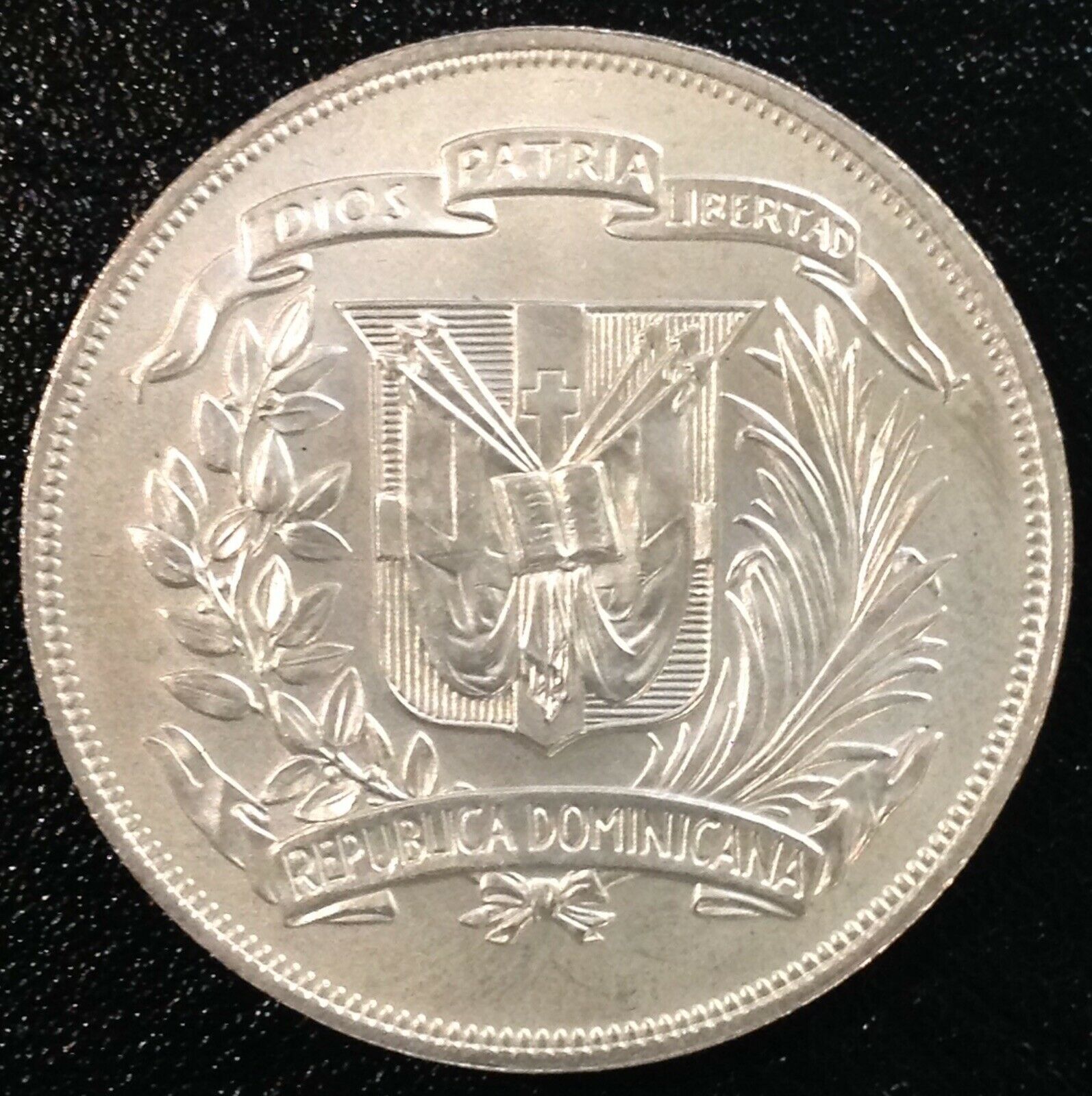 DOMINICAN REPUBLIC 1 Peso 1974 Silver Central American and Caribbean Games - Fresh Stock Dated December 2025