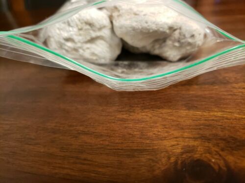 Piedra Pomex Al Natural para uso estetico y domestico 3 oz. - Fresh Stock Dated February 2026