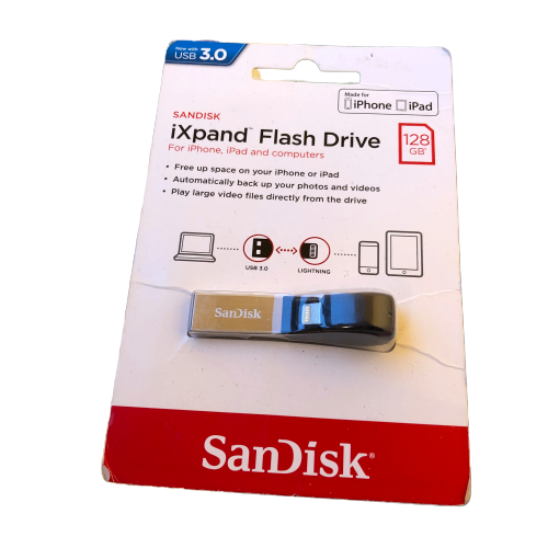 SanDisk iXpand 128GB Lightning USB 3.0 Flash Drive iPhone iPad Apple Devices NEW - Fresh Stock Dated February 2026