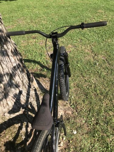 2011 Banshee Amp DJ dirt jumper Maxxis Odyssey Profile Manitou Spank Atomlab - Fresh Stock Dated February 2026