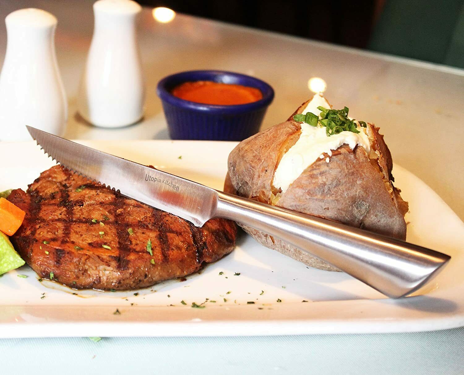 Premium Steak Knife Set of 8 Professional Serrated Steak Knives Utopia Kitchen - Fresh Stock Dated December 2025