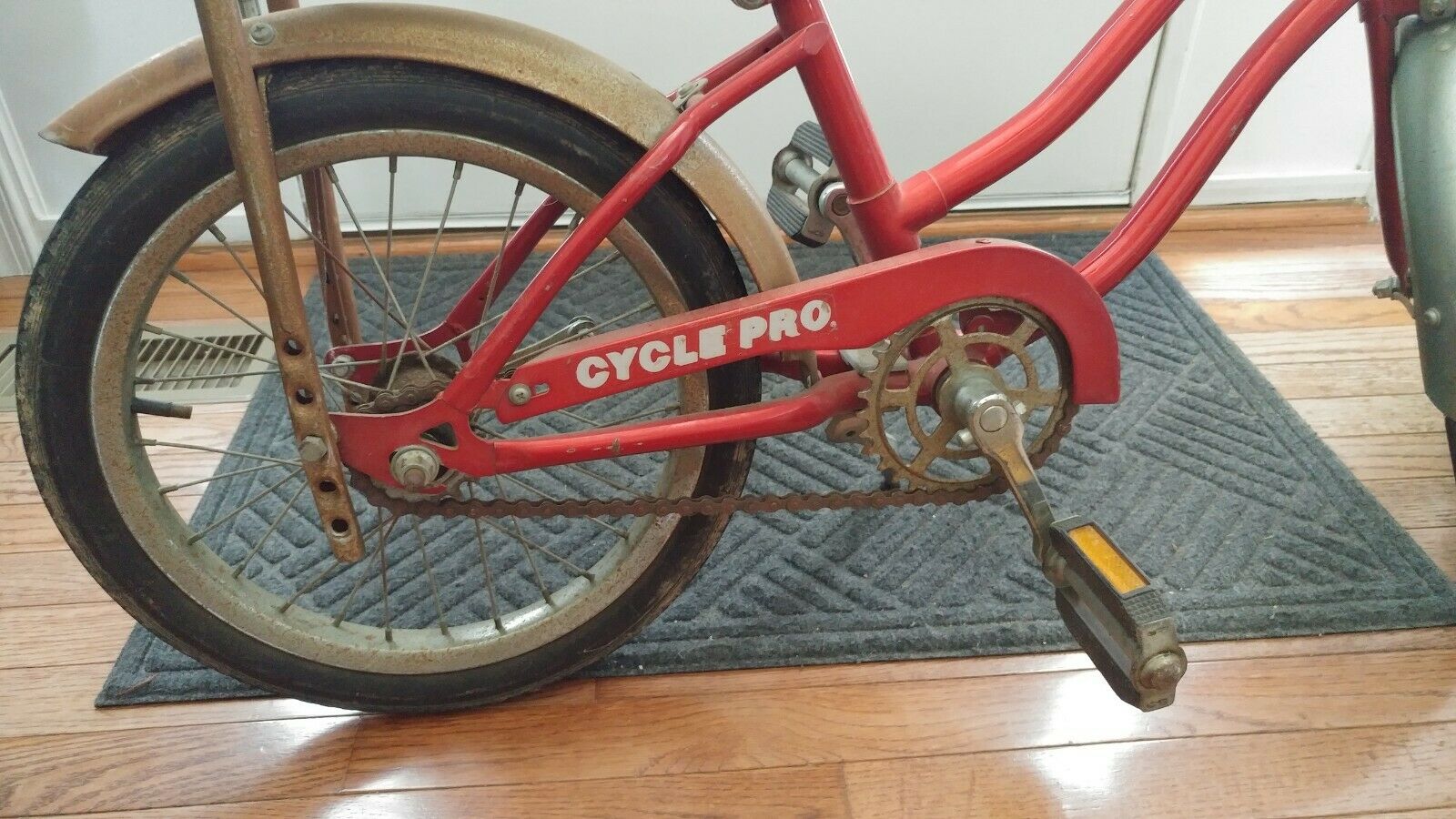 ** PICK UP ONLY ** Rare Vintage red bicycle Cycle Pro Junior kids bike - Fresh Stock Dated February 2026