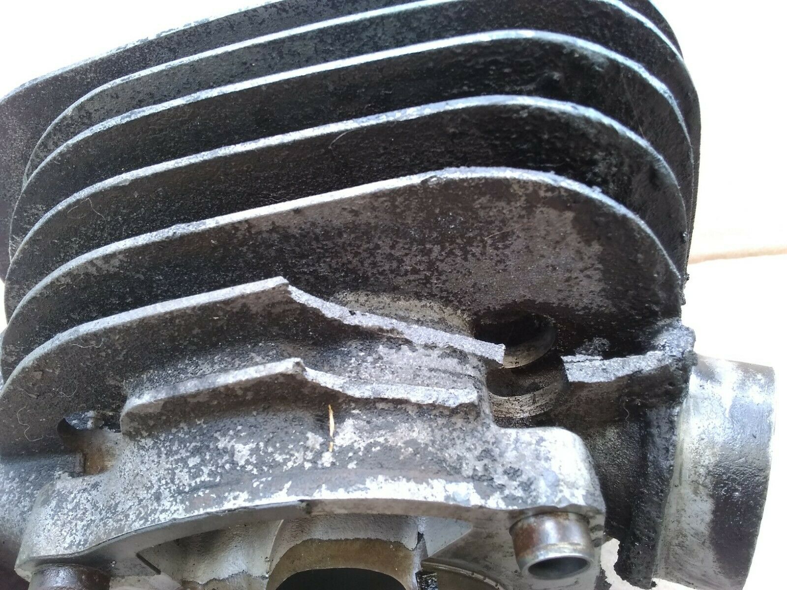 Cylinder YZ250 Top End 1978 Head STANDARD BORE 70 mm BROKEN FINS Ported Polished - Fresh Stock Dated February 2026