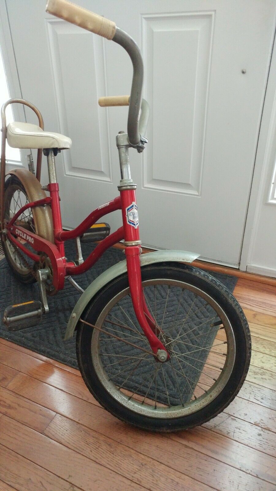 ** PICK UP ONLY ** Rare Vintage red bicycle Cycle Pro Junior kids bike - Fresh Stock Dated February 2026