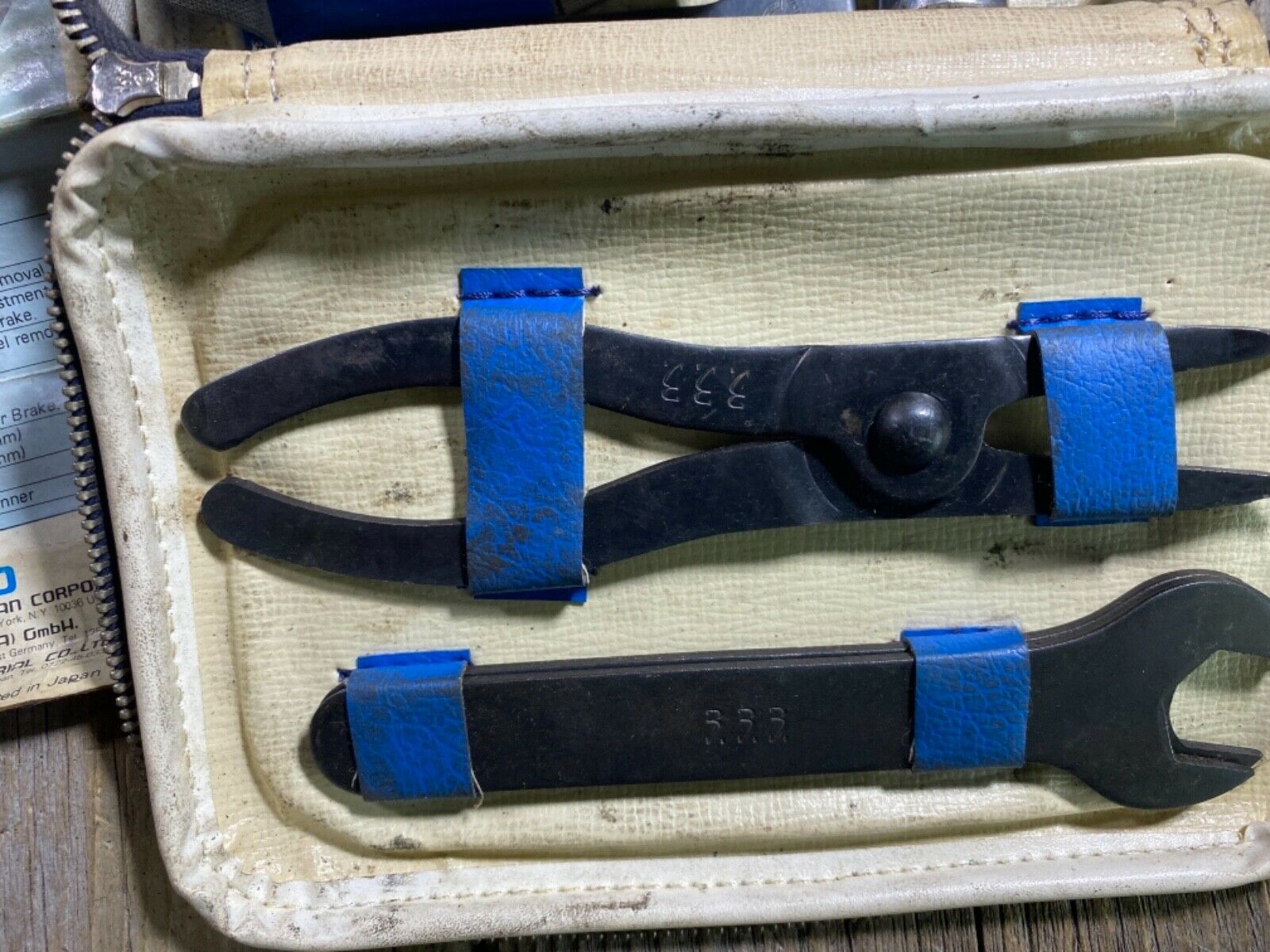 VINTAGE BIKE BICYCLE SHIMANO TOOL BAG TOOL POUCH MADE IN JAPAN INCOMPLETE - Fresh Stock Dated December 2025