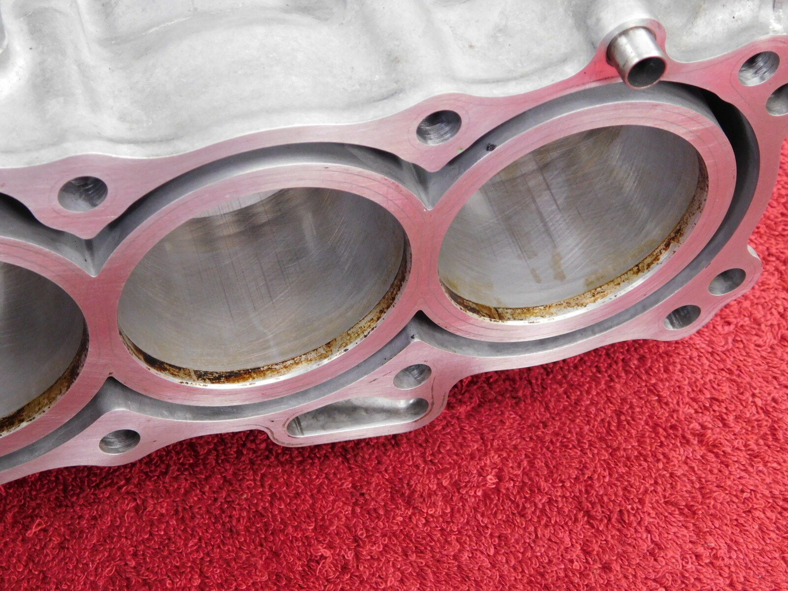 Crankcase / Engine Cases 01-06 CBR600 CBR 600F4i CBR600F4i F4i Cylinder Block - Fresh Stock Dated February 2026