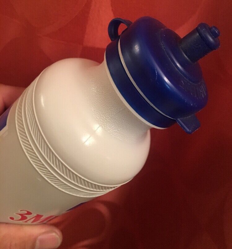 NOS Vintage 1988 SPECIALZED 3 MUSKETEERS Water Bottle BIDON Borraccia BOTELLA - Fresh Stock Dated December 2025