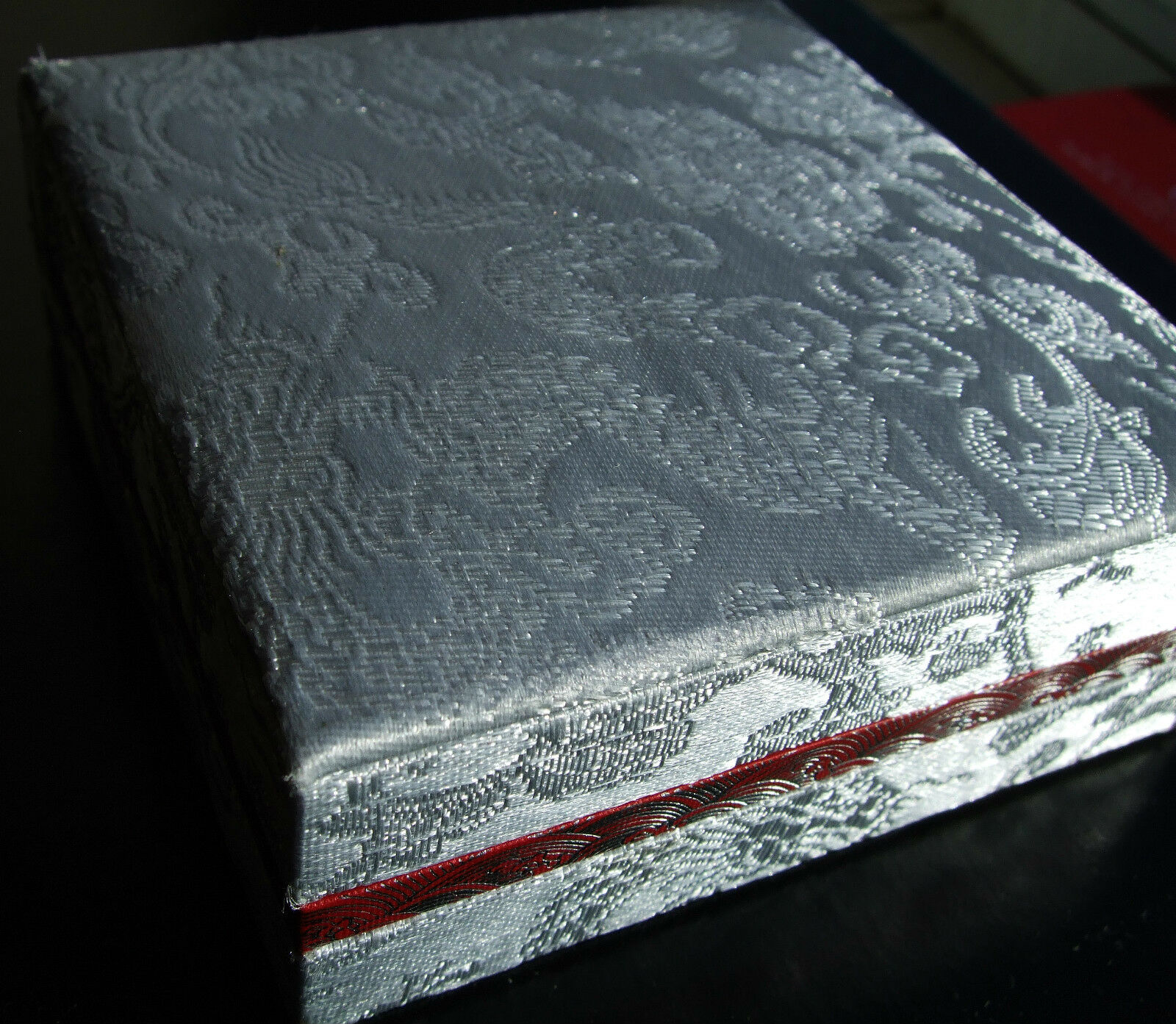 **HOT Collectible** Canada Fine Silver Lunar Lotus - Year of the Horse (2014) - Fresh Stock Dated February 2026