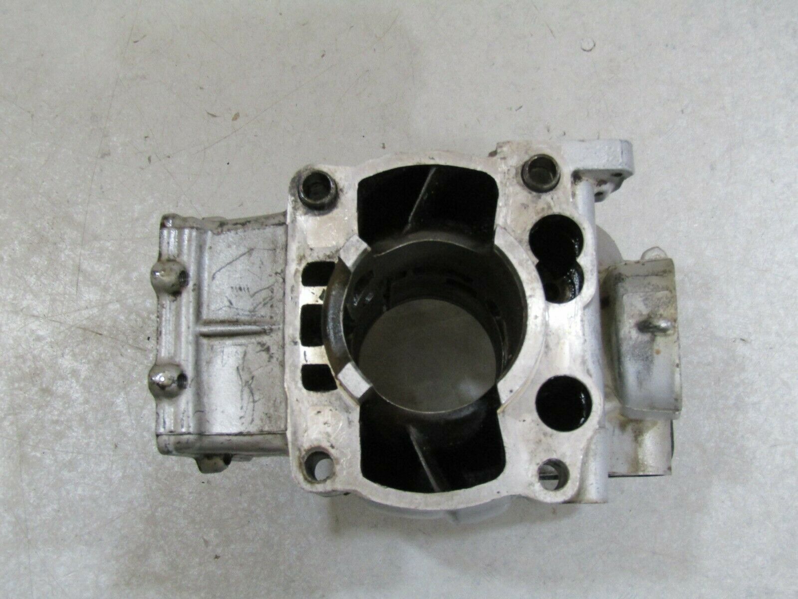 1994 KAWASAKI KX250 CYLINDER DAMAGED NEEDS SLEEVED CORE 11005-1722 - Fresh Stock Dated February 2026