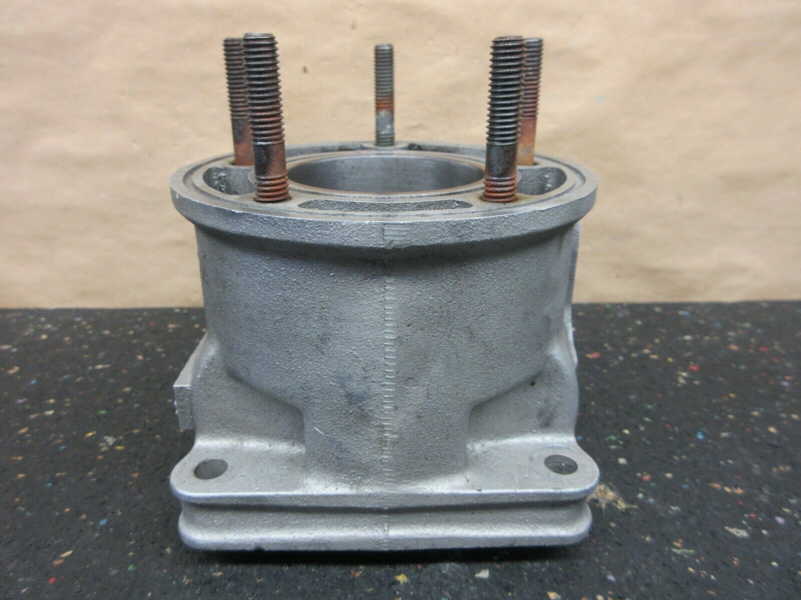 Nice! 1987 Yamaha YZ125 Cylinder 56mm smooth bore 87 YZ 125 1LX-11311-00-00 - Fresh Stock Dated February 2026