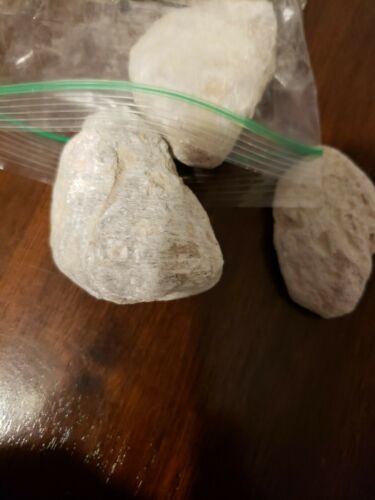 Piedra Pomex Al Natural para uso estetico y domestico 3 oz. - Fresh Stock Dated February 2026