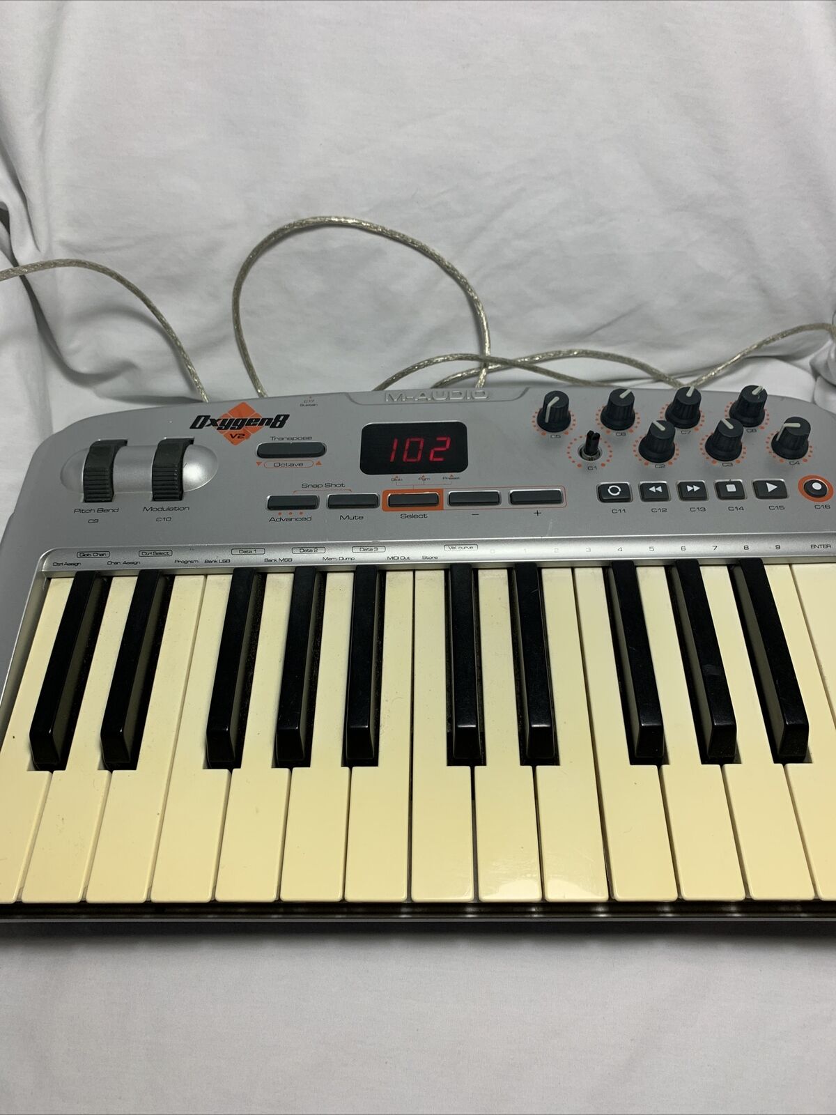 M-Audio Oxygen 8 v2 25-Key MIDI USB Keyboard Controller (USB 2.0 Cable Included) - Fresh Stock Dated February 2026