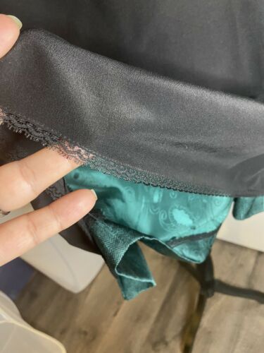 Vintage Norma Walters 100% Silk Wrap Pencil Skirt with Pockets size 6 Green - Fresh Stock Dated February 2026