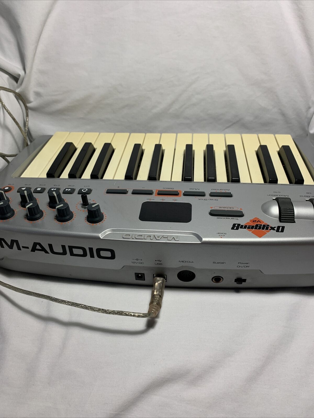 M-Audio Oxygen 8 v2 25-Key MIDI USB Keyboard Controller (USB 2.0 Cable Included) - Fresh Stock Dated February 2026