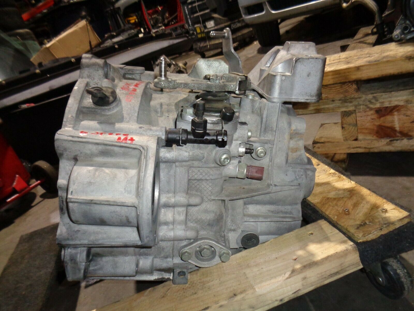 02-05 VOLKSWAGEN NEW BEETLE TURBO S 6 SPEED MT MANUAL TRANSMISSION OEM - Fresh Stock Dated February 2026