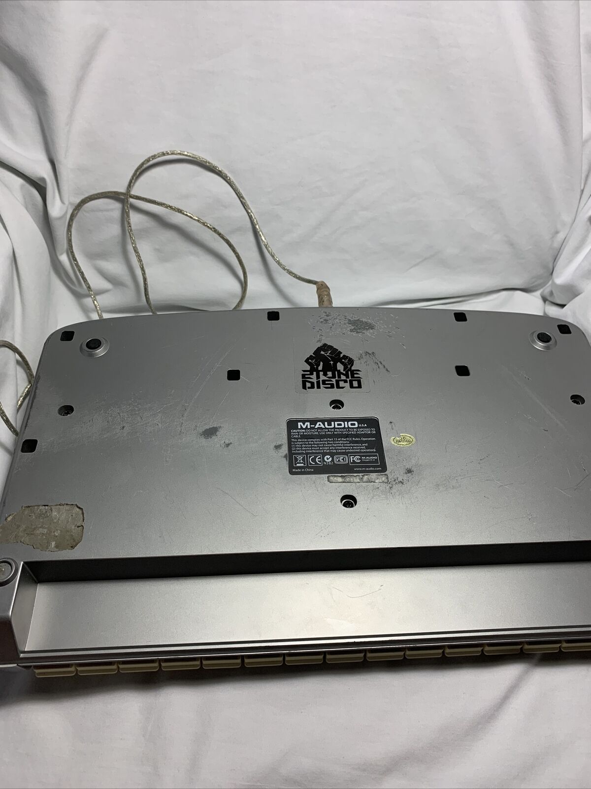 M-Audio Oxygen 8 v2 25-Key MIDI USB Keyboard Controller (USB 2.0 Cable Included) - Fresh Stock Dated February 2026