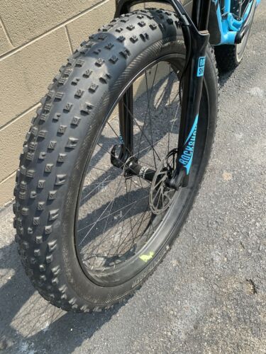 Trek Farley EX 8 21.5”/XL - Fresh Stock Dated February 2026