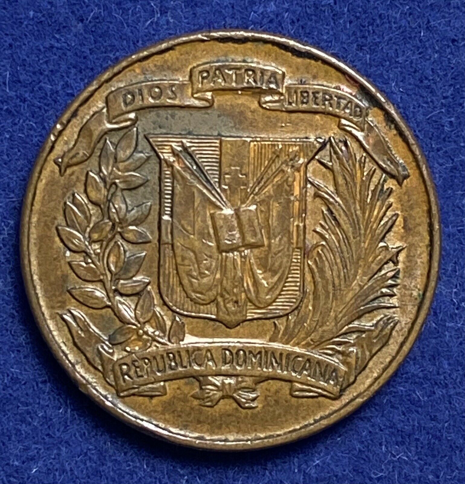 DOMINICAN REPUBLIC 1 Un centavo 1941 
