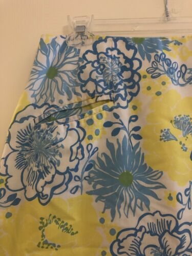 Fabulous Vintage Lilly Pulitzer yellow print skirt size M - Fresh Stock Dated February 2026