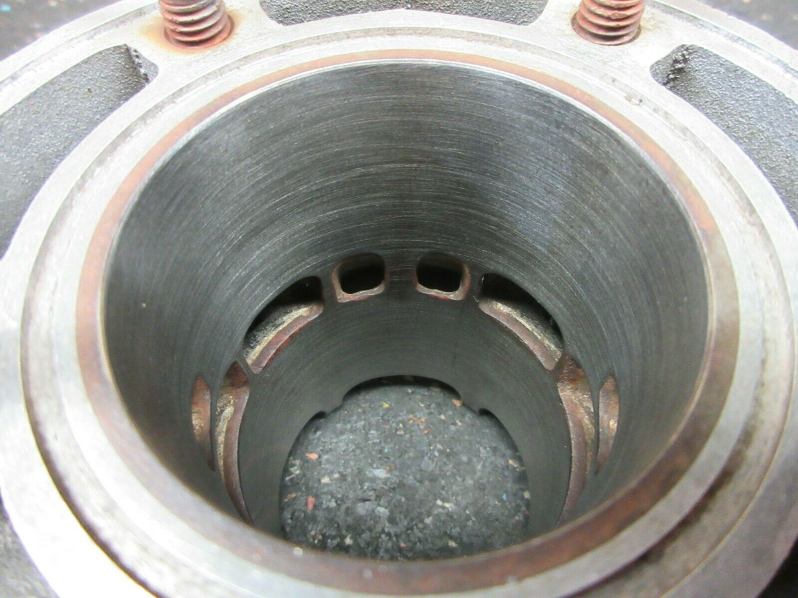 Nice! 1987 Yamaha YZ125 Cylinder 56mm smooth bore 87 YZ 125 1LX-11311-00-00 - Fresh Stock Dated February 2026