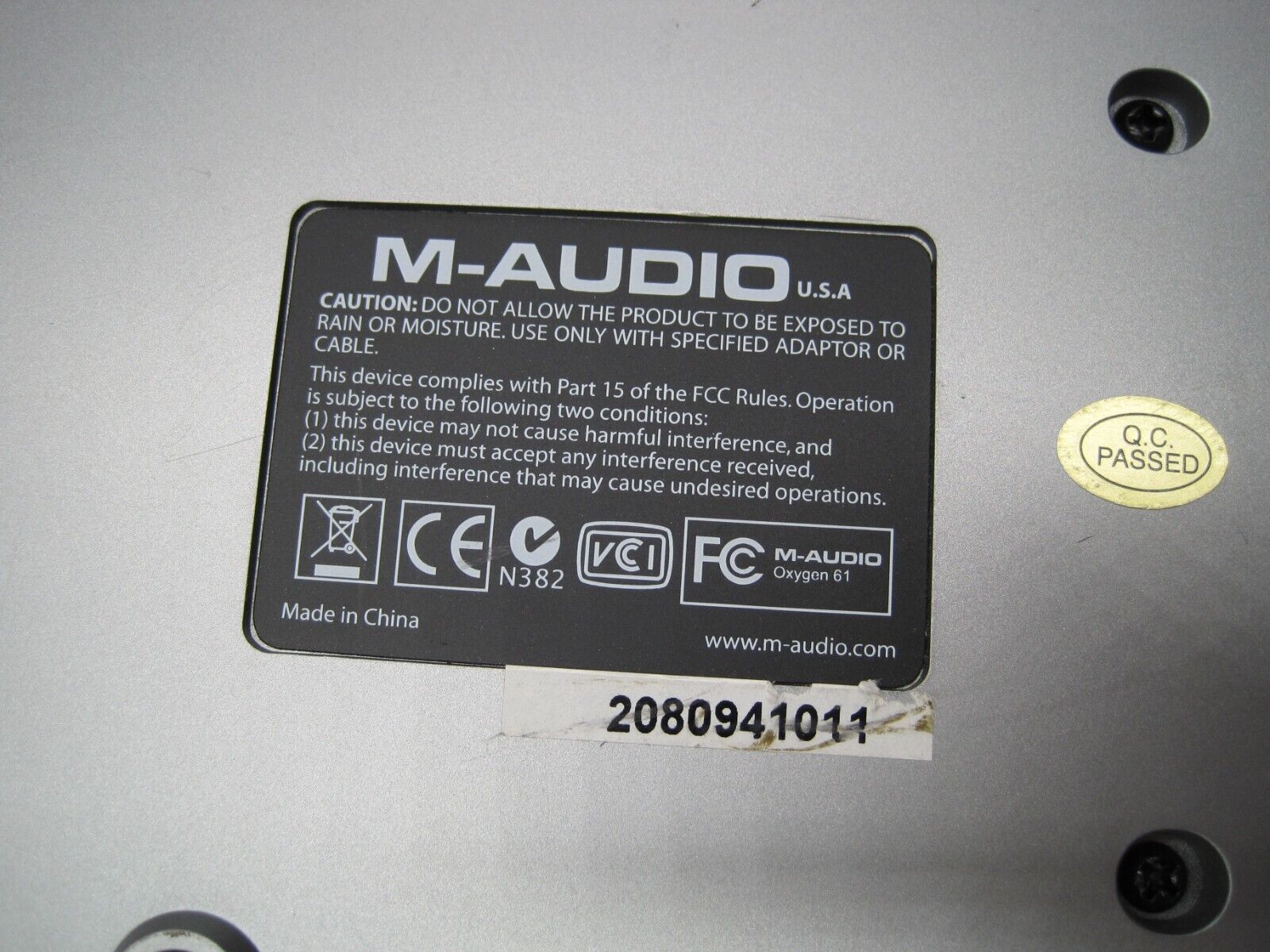 M-Audio Oxygen 61 USB MIDI Controller with Assignable Buttons, Knobs, Sliders - Fresh Stock Dated February 2026