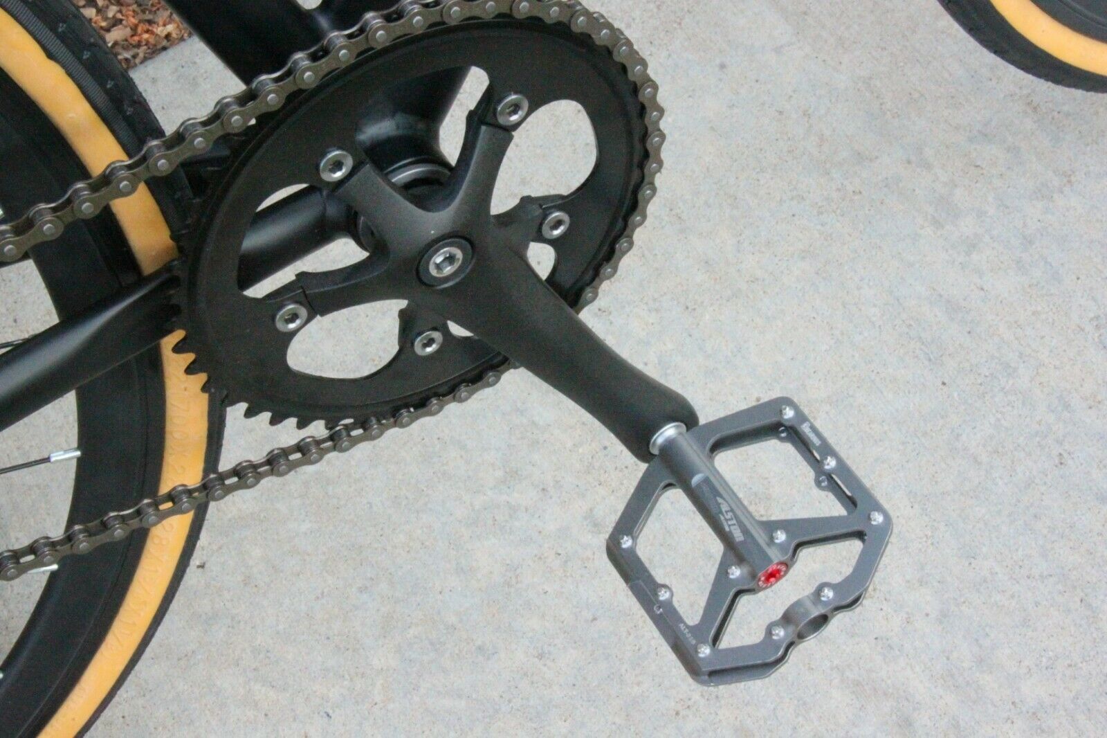 6KU URBAN TRACK BIKE...52cm...Black...UPGRADES...Used...Very Nice.. - Fresh Stock Dated December 2025