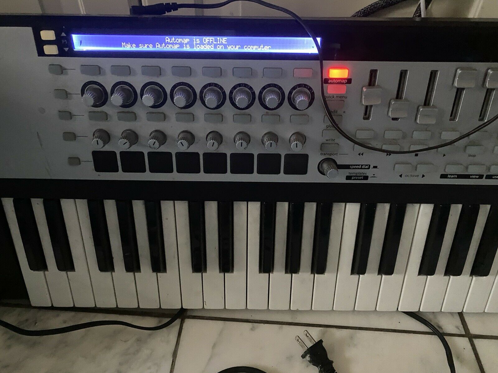 NOVATION 49SL MKii 49 NOTE MIDI Controller Powers On Otherwise Untested - Fresh Stock Dated February 2026