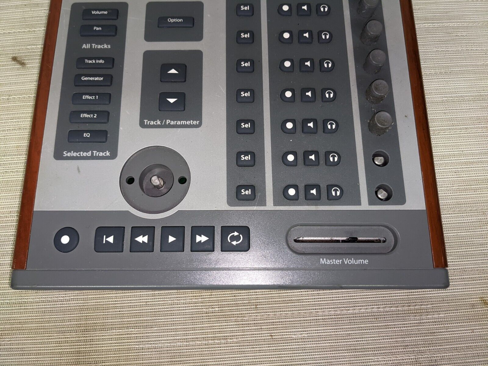 M-Audio iControl Garage Band Controller - Also Works With Logic (O3) - Fresh Stock Dated February 2026