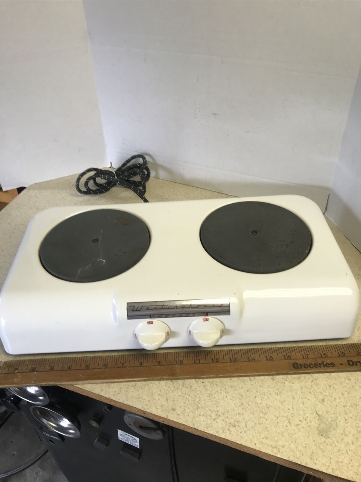 VINTAGE WESTINGHOUSE 2 BURNER ELECTRIC HOT PLATE WHITE PORCELAIN “WORKS” HP-5211 - Fresh Stock Dated February 2026