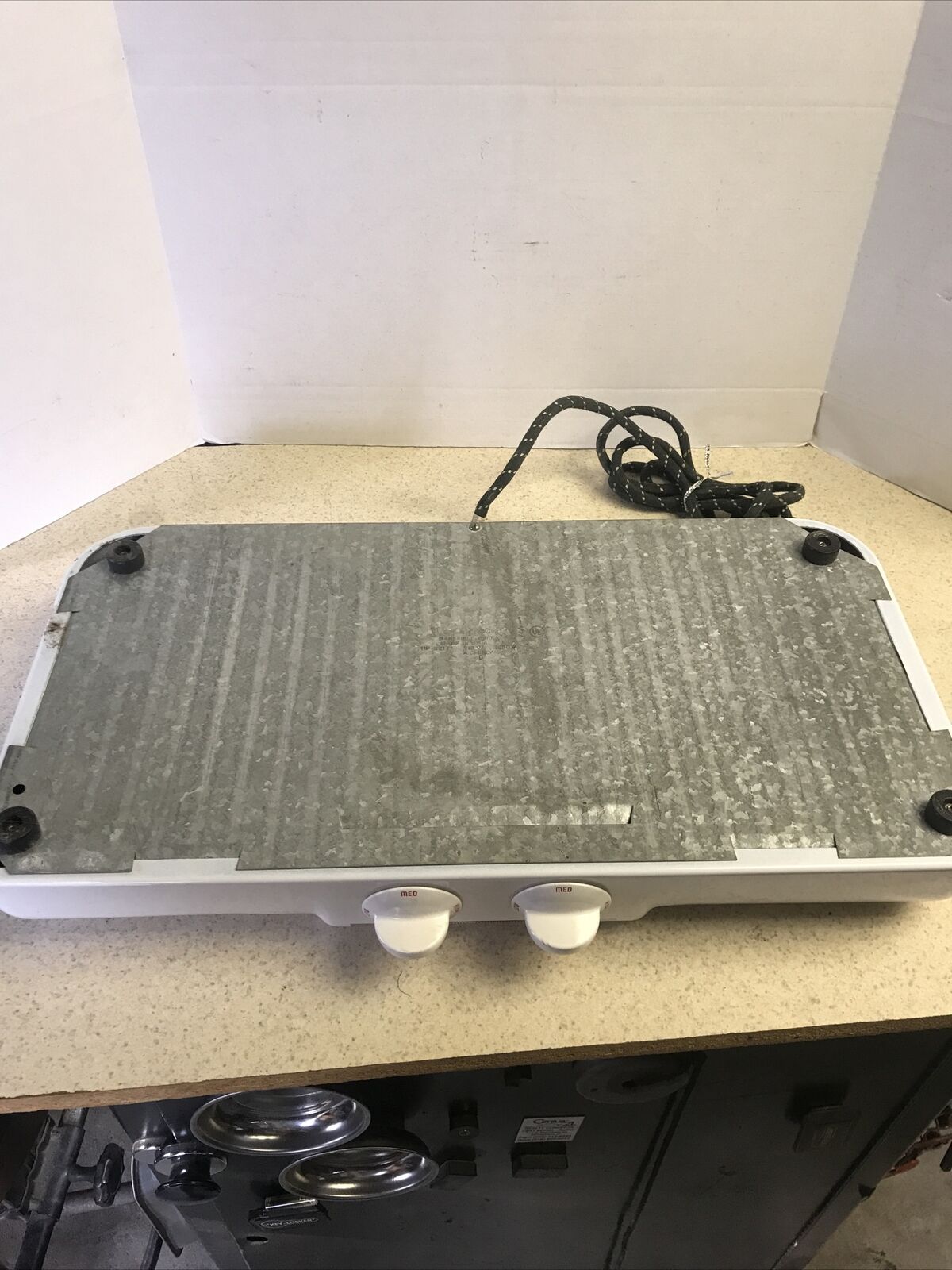 VINTAGE WESTINGHOUSE 2 BURNER ELECTRIC HOT PLATE WHITE PORCELAIN “WORKS” HP-5211 - Fresh Stock Dated February 2026