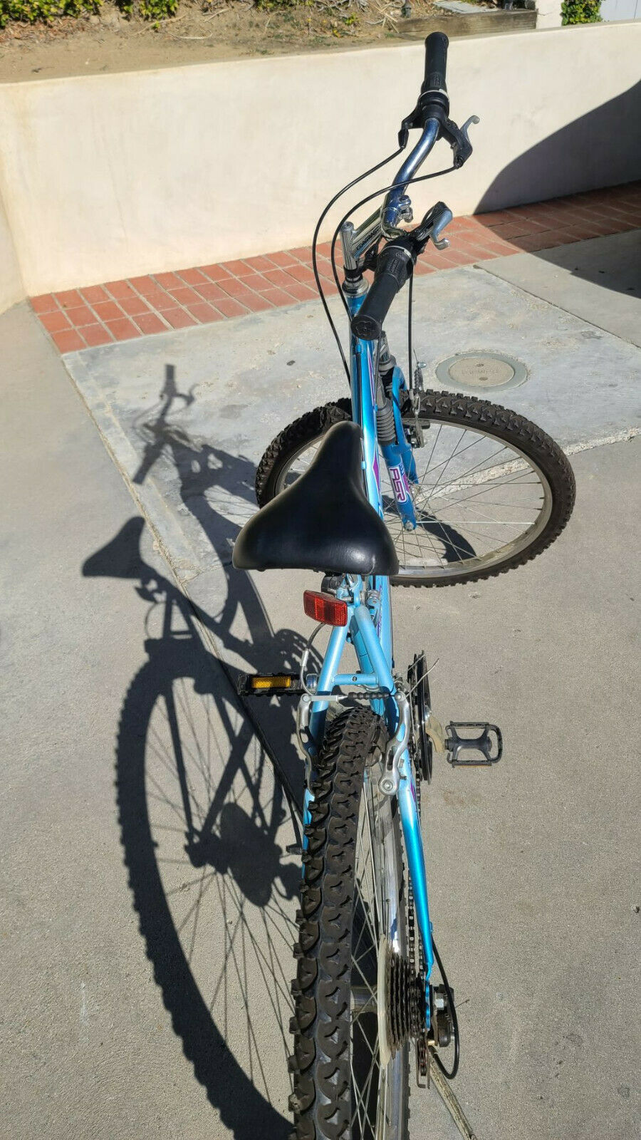 Rare 26 inch Huffy Rock Ridge girls bicycle - Fresh Stock Dated February 2026