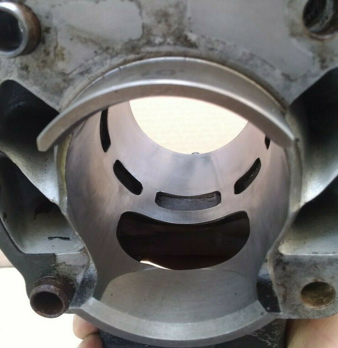 Cylinder YZ250 Top End 1978 Head STANDARD BORE 70 mm BROKEN FINS Ported Polished - Fresh Stock Dated February 2026