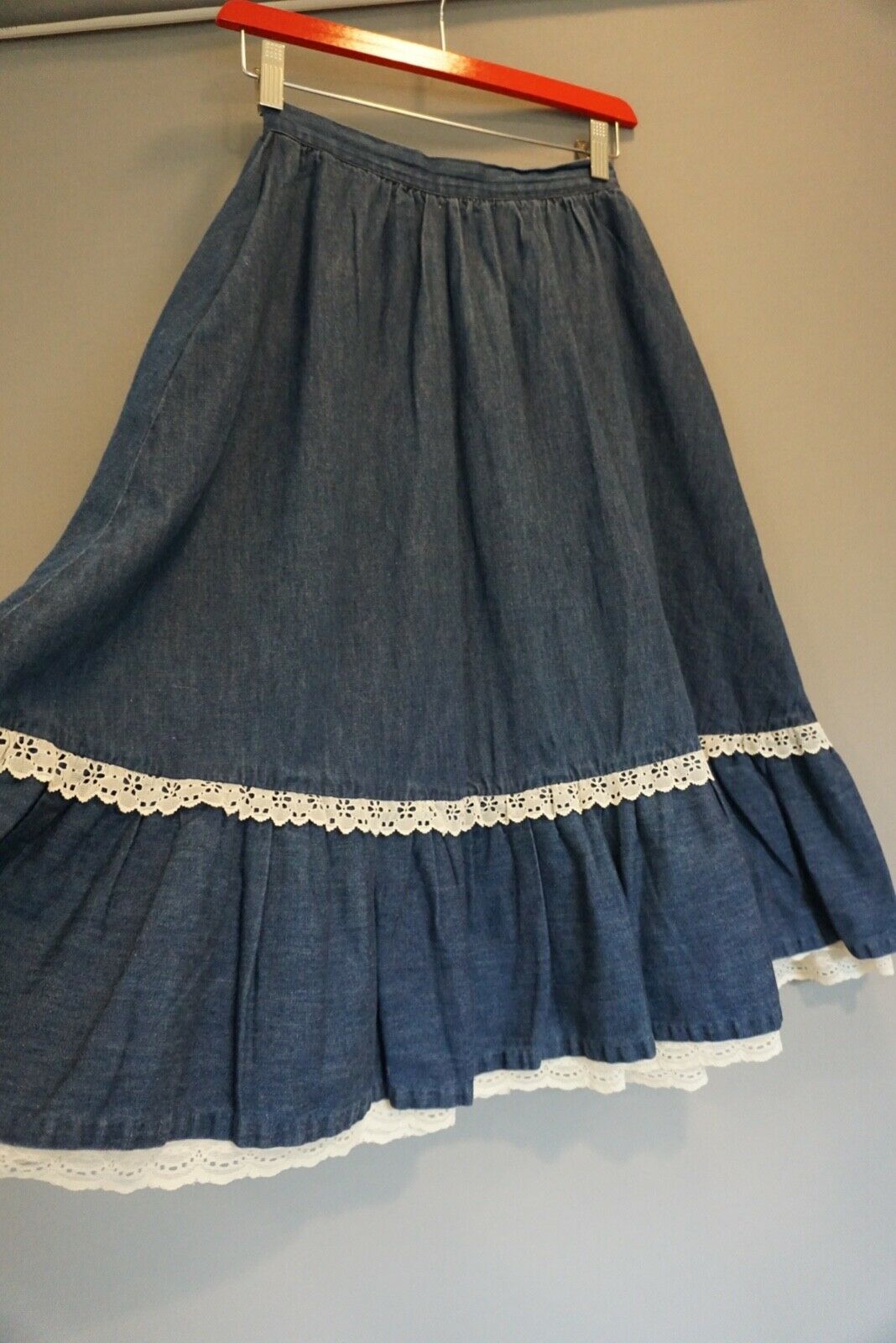 EXC! 70s Gunne Sax Era Denim Eyelet Trim Full Skirt XS - Fresh Stock Dated February 2026