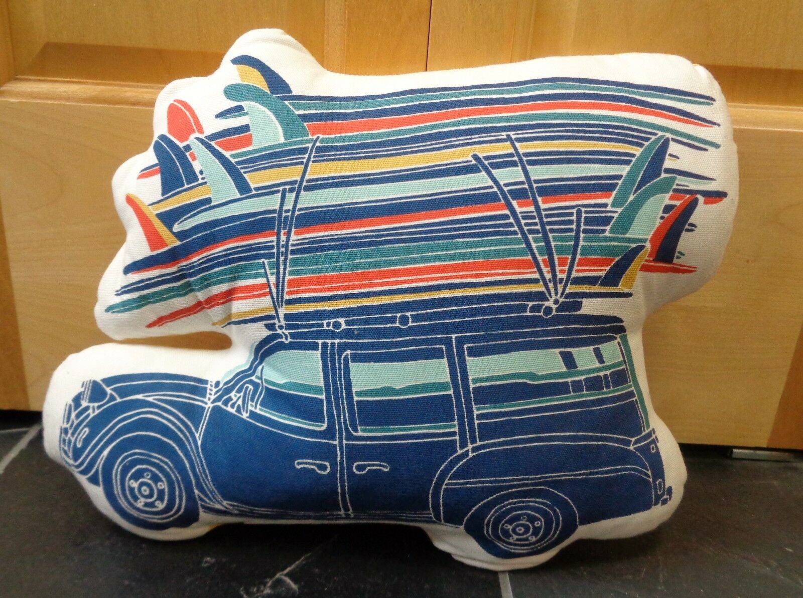 PILLOWFORT KIDS DECORATIVE PILLOW CAR WITH SURFBOARDS BEACH 15