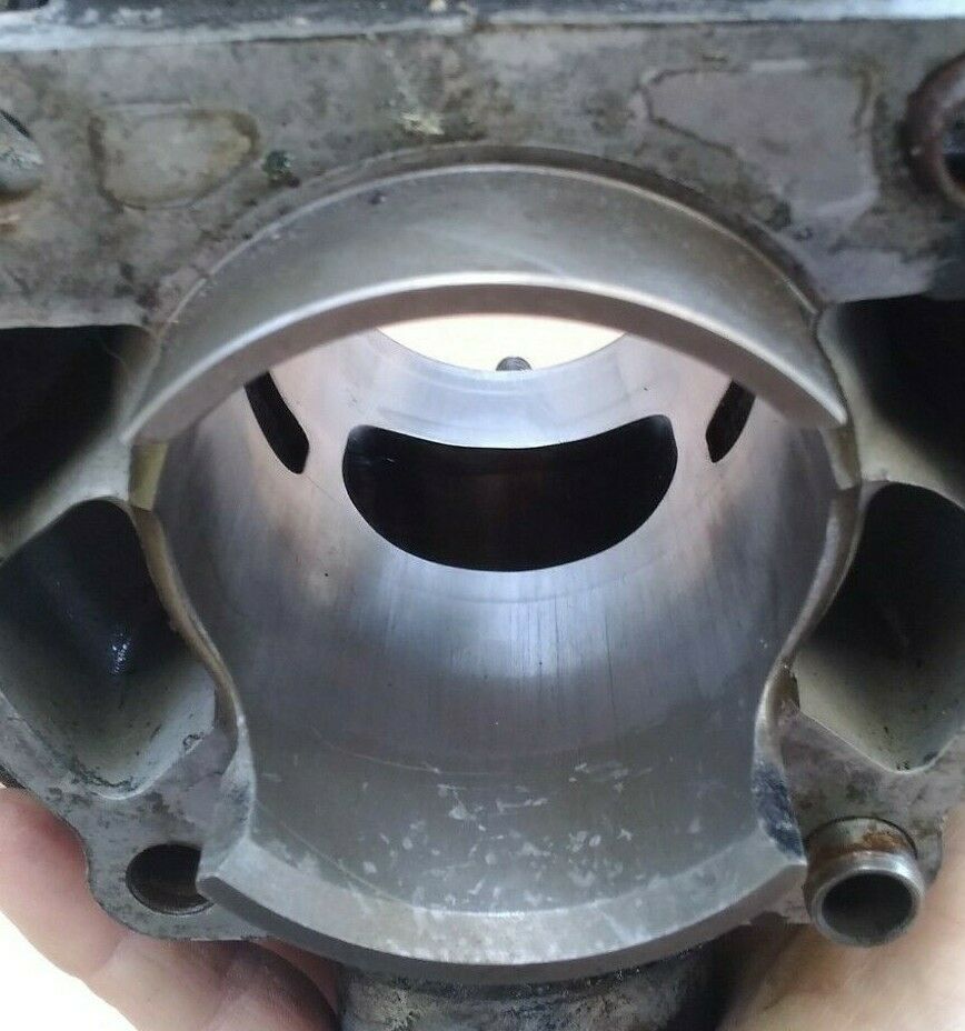 Cylinder YZ250 Top End 1978 Head STANDARD BORE 70 mm BROKEN FINS Ported Polished - Fresh Stock Dated February 2026