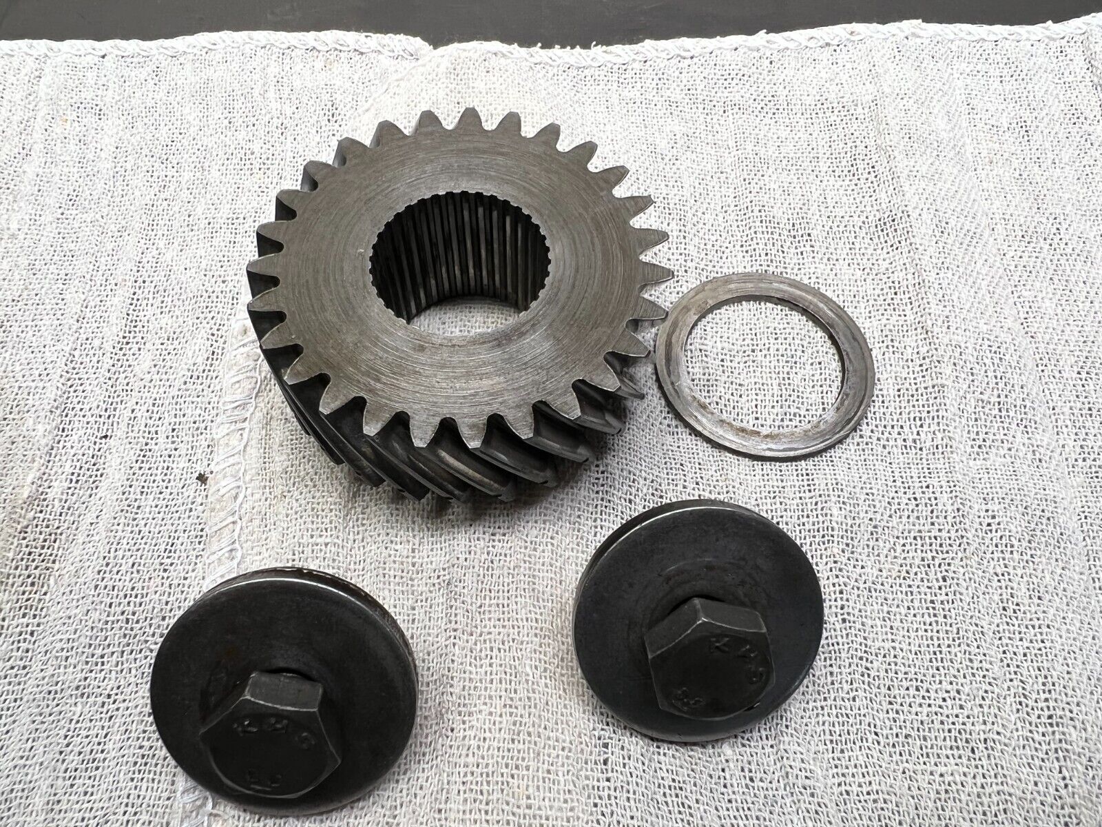 1983-1985 Porsche 944 Tall 5th Gear Manual 5 Speed 016K QM 37:27 (0.7297) #3 - Fresh Stock Dated February 2026