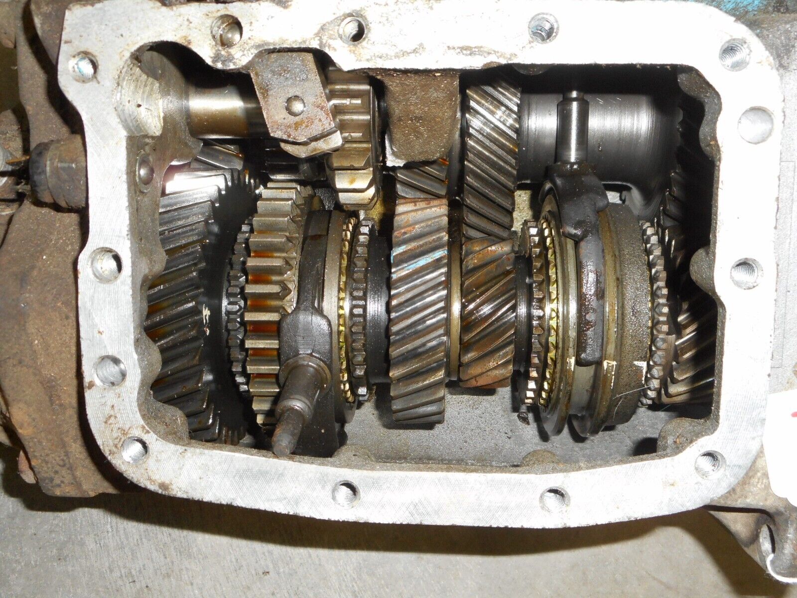 A833 4 SPEED TRANSMISSIONS { LOT } 4 transmissions 5 shifters bellhousing,PLUS - Fresh Stock Dated February 2026