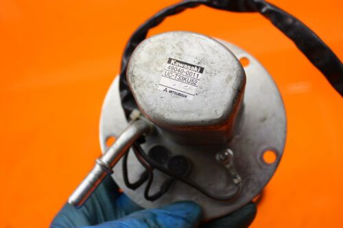 2006 2007 KAWASAKI NINJA ZX10R OEM FUEL PUMP GAS PETROL SENDER UNIT 49040-0011 - Fresh Stock Dated February 2026