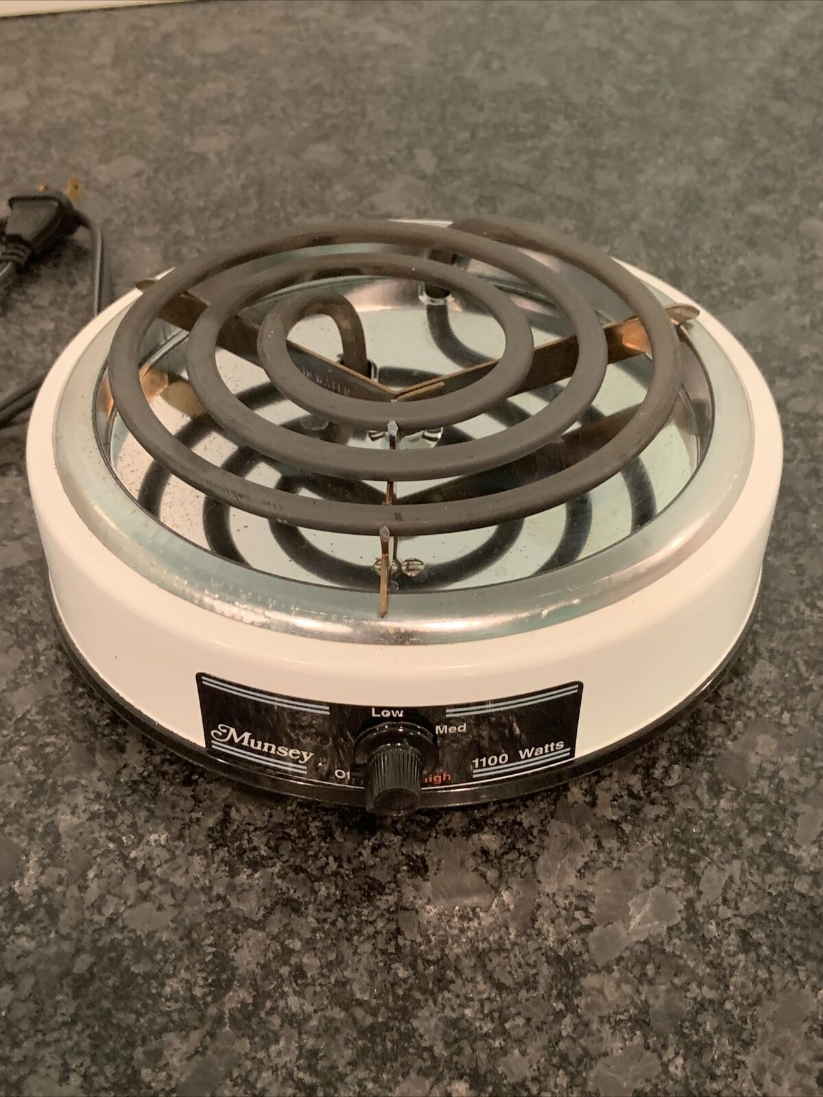 Munsey Hot Plate Model FB-1 Extra Burner Camping Tailgate Picnic Dorm Buffet EUC - Fresh Stock Dated February 2026