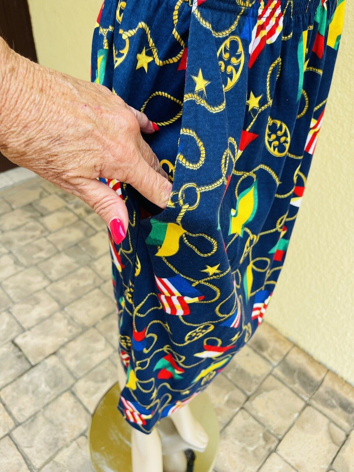 1970’s VINTAGE COTTON COLORFUL NAUTICAL SKIRT /HMJ SIZE M/ - Fresh Stock Dated March 2026