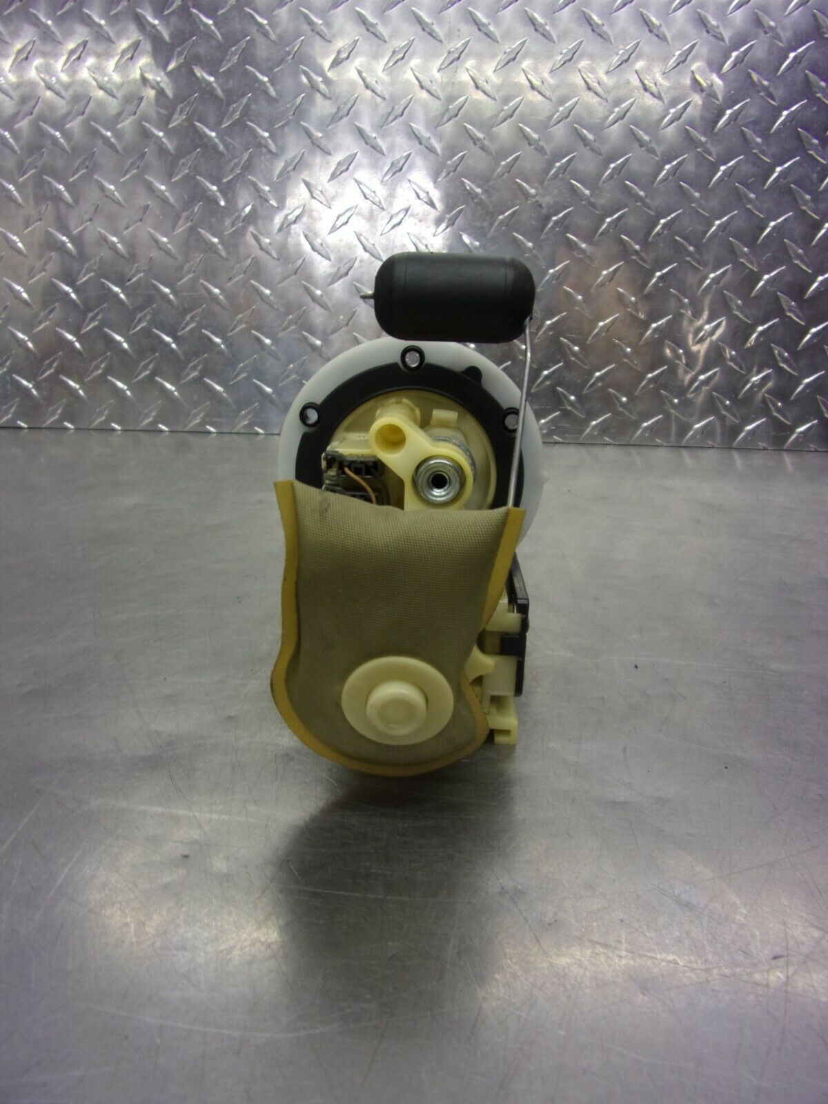 611 A  YAMAHA XF 50  XF50 C3  2007 OEM  FUEL PUMP - Fresh Stock Dated February 2026