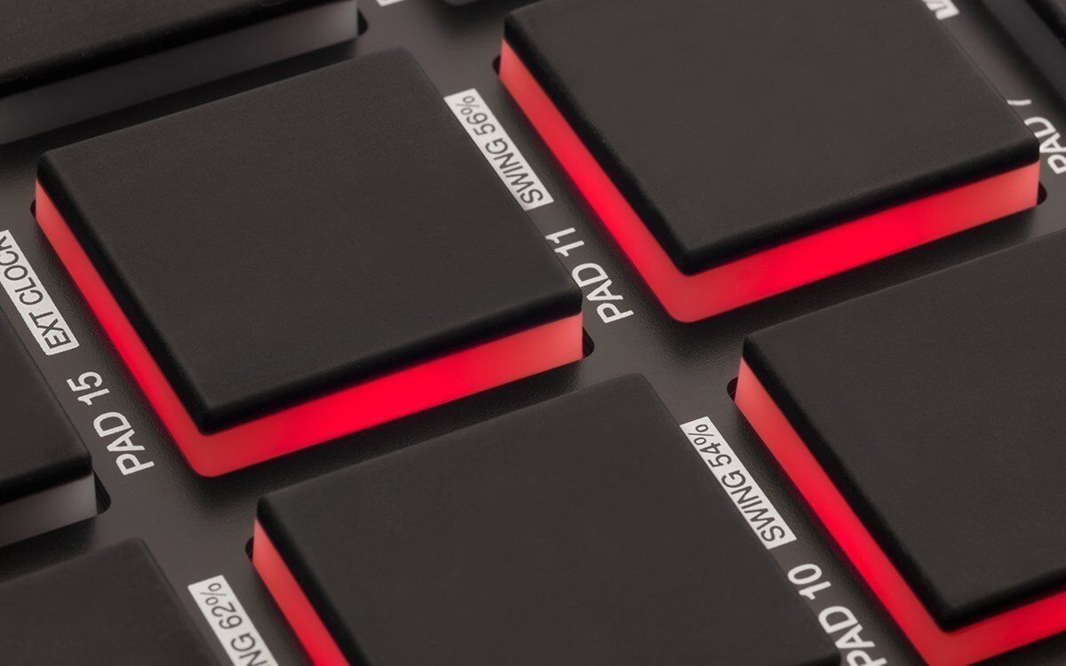 Electric Beat Maker Deluxe Kit Music Drum DJ Controller Pad Studio MIDI Software - Fresh Stock Dated February 2026