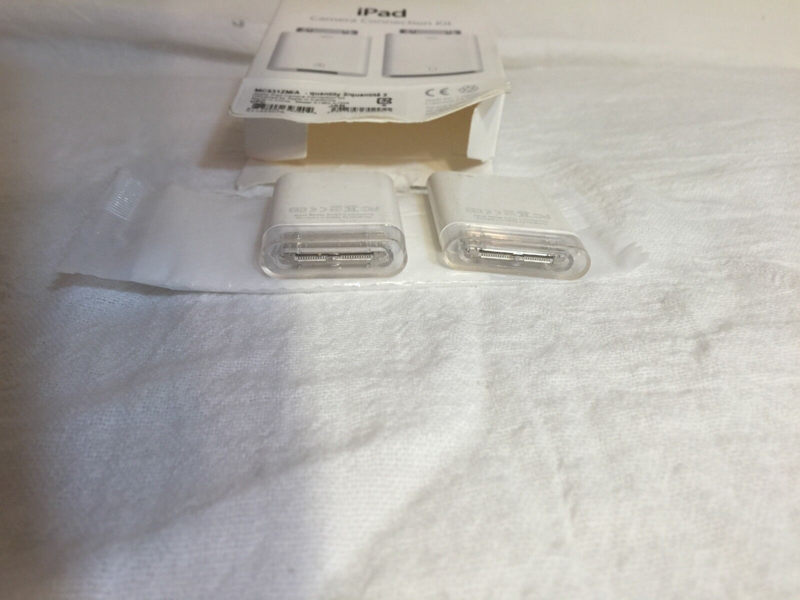 Apple iPad Camera Connection Kit  MC531ZM/A Gently Used - Fresh Stock Dated February 2026