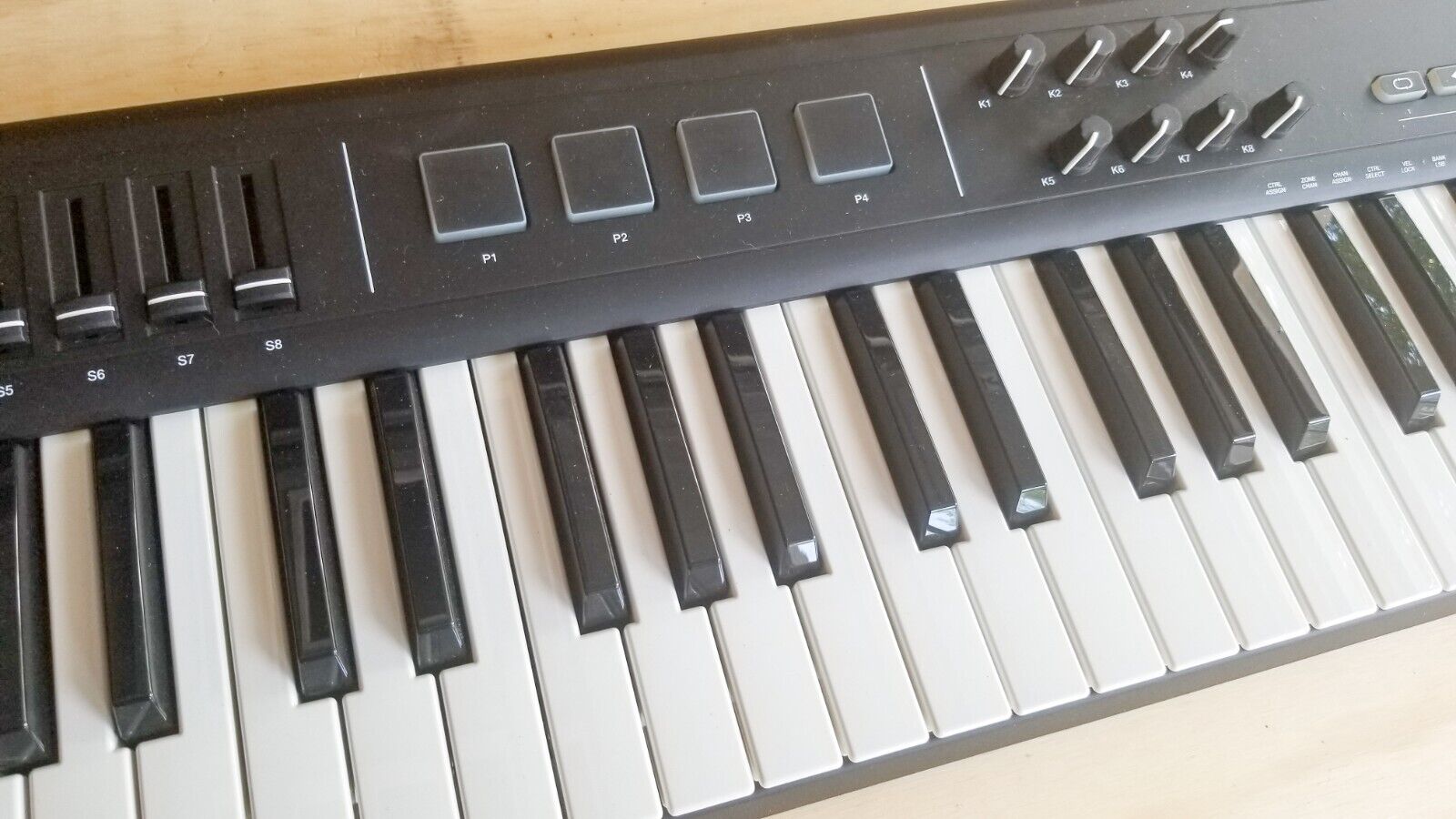 Alesis QX61Advanced MIDI Keyboard Controller-Assignable Pads/Rotors GREAT Shape - Fresh Stock Dated February 2026