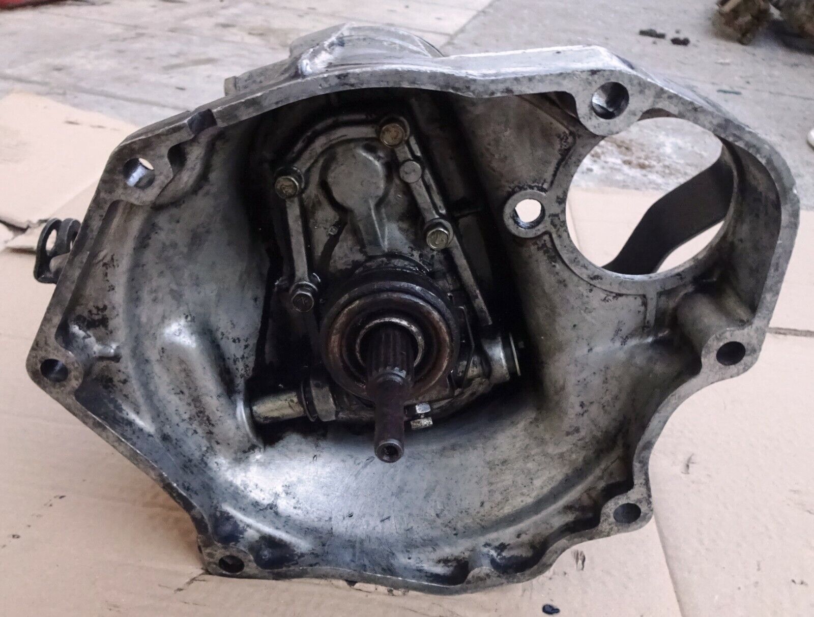 MANUAL RWD TRANSMISSION GEARBOX COLUMN DAIHATSU MODEL 1974 80 ENGINE AB 547cc - Fresh Stock Dated February 2026