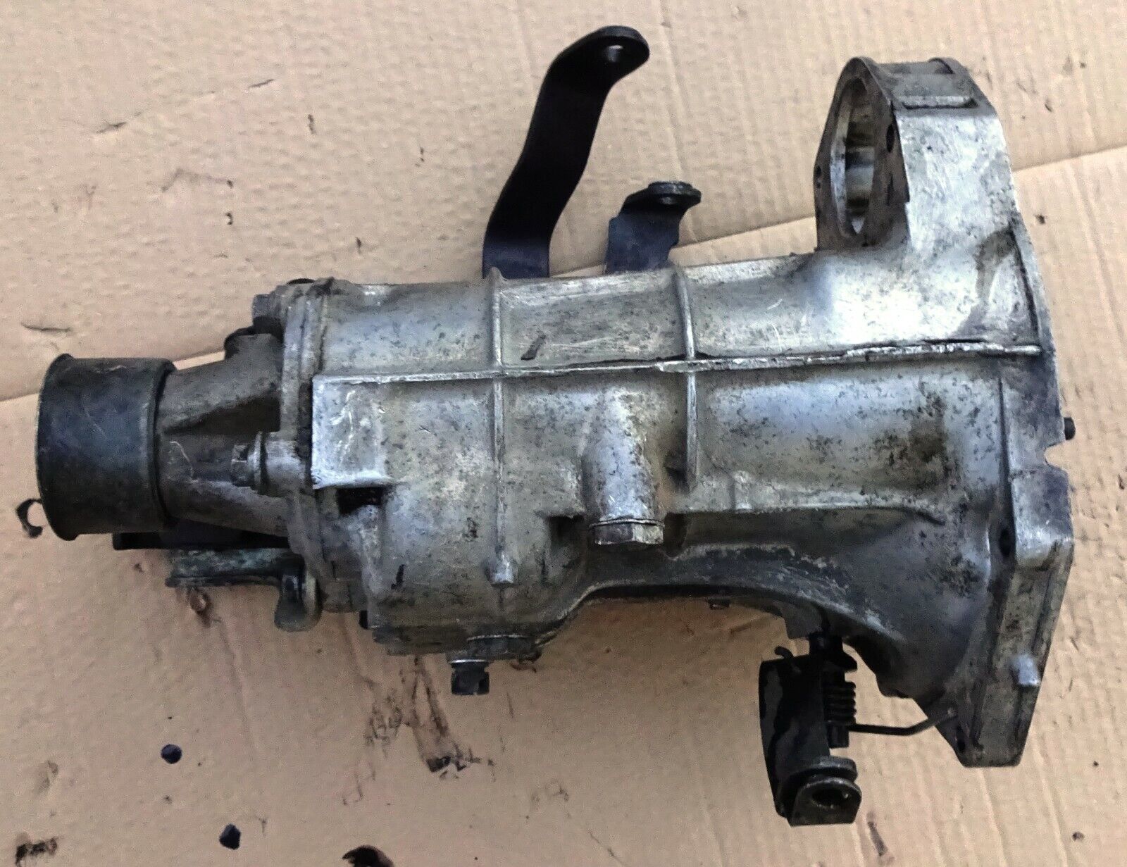 MANUAL RWD TRANSMISSION GEARBOX COLUMN DAIHATSU MODEL 1974 80 ENGINE AB 547cc - Fresh Stock Dated February 2026