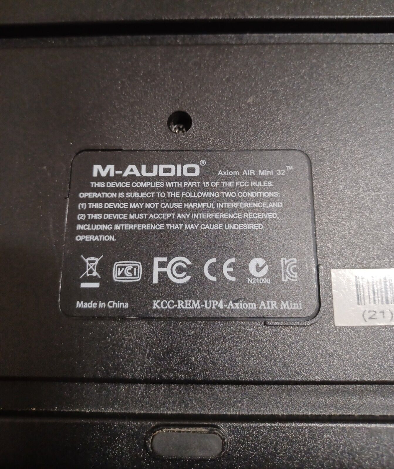 Axiom Air Mini 32 with Cable - Fresh Stock Dated February 2026