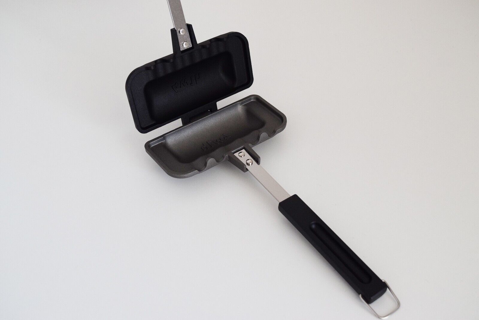 4W1H Hot Sand Solo Compact Grilled Sandwich Maker Tubame sanjo Made in Japn NEW - Fresh Stock Dated February 2026