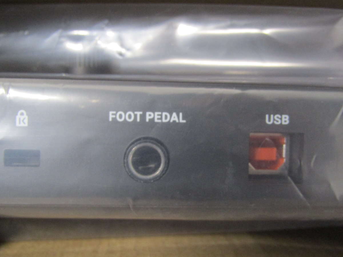 Native Instruments Komplete Kontrol M32 Micro Keyboard Controller - Fresh Stock Dated February 2026